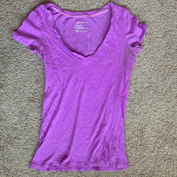 American Eagle Outfitters Tops - American Eagle tee